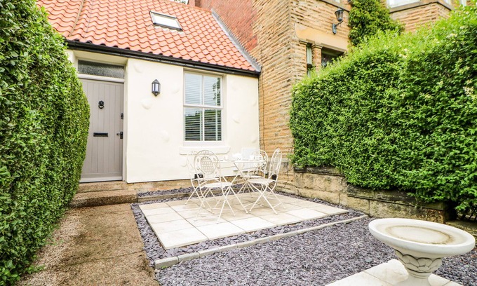 Whitley Bay Cottage | 22A TAYLORS COTTAGE, pet friendly, with a garden in Whitley Bay