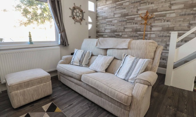 Lytham St. Anne's House | 23 DOCK ROAD, pet friendly, with a garden in Lytham St. Annes