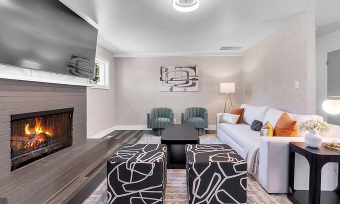 Tulsa House | 2300 sqft. Cozy Getaway w/King Bed, Office & Fenced Backyard