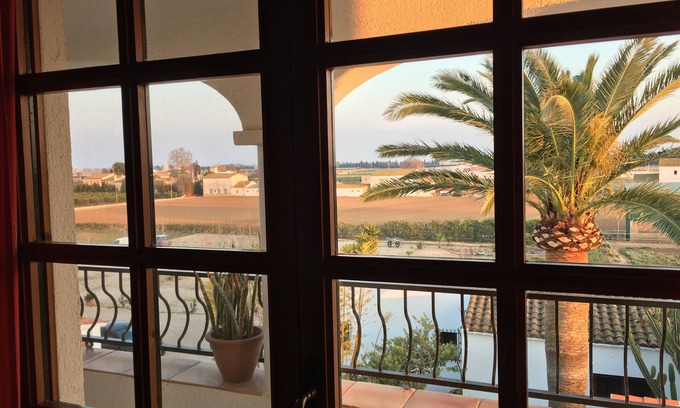L'Aldea Villa | 24 PERSON VILLA, SWIMMING POOL, GARDEN, 16 BEDROOMS, 8 BATHROOMS