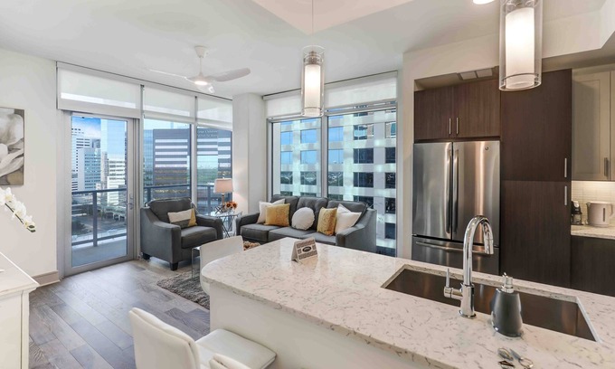 Southgate Apartment | 2b/2b Apartment @ Latitude Med Center