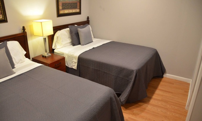 Radnor House | 2BA 6-Beds 10-min to downtown Nashville!