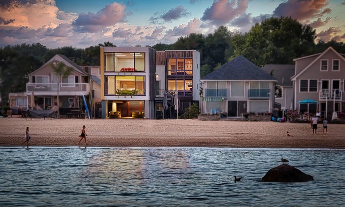 Old Lyme Cottage | 2Bdr Beachfront; 11B second floor, Old Colony Beach , CT