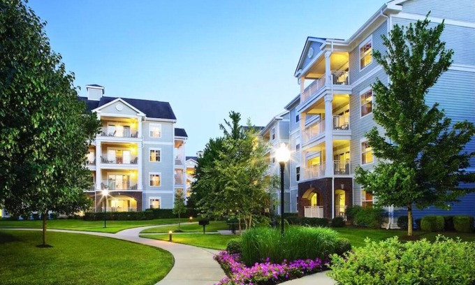 Inglewood Resort | 2Bed/2Bath Deluxe Condo in Nashville Near the Grand Ole Opry!