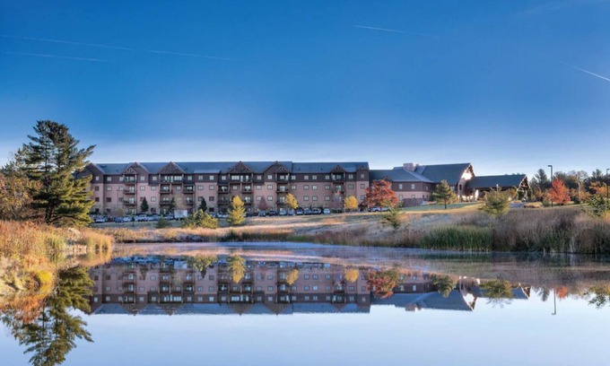 Lake Delton Resort | 2Bed/2Bath Deluxe Unit in Our Dells Resort w/Access to Wilderness Territory!