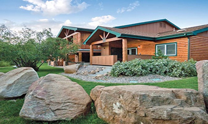 Estes Park Condo | 2BR/2BA River Front Resort Condo in Estes Park 7/15-22/2023 (sleeps 6)