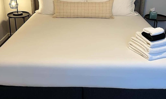 Lakeview Apartment | 2BR Calm & Aesthetic Apt