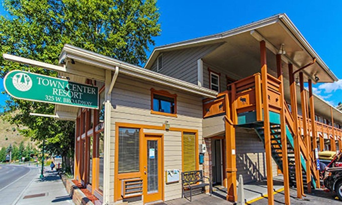 Jackson Hole Condo | 2BR Condo at the Jackson Hole Towncenter close to Town Square!