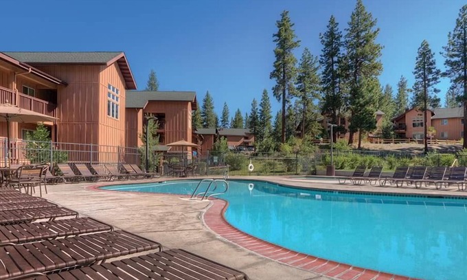 Round Hill Village Condo | 2br Deluxe Condo Skiing, Fishing, Golf, & more!