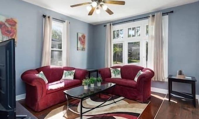 Aurora Apartment | 2BR+Office Apt. Near Metra, I-88 & Naperville