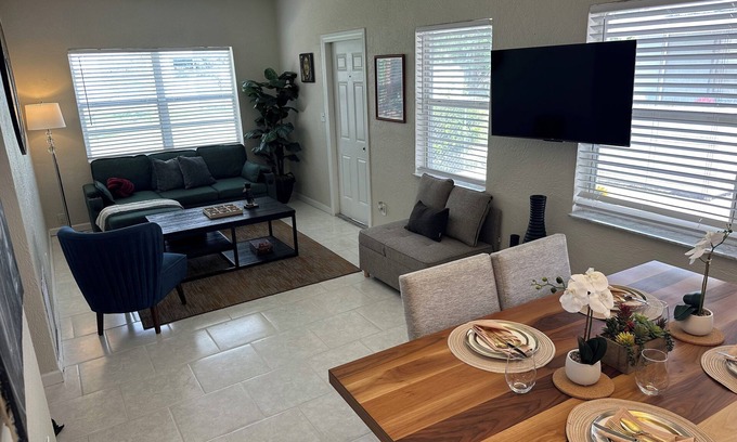 Middle River Terrace Apartment | 2Elite Guest Stay