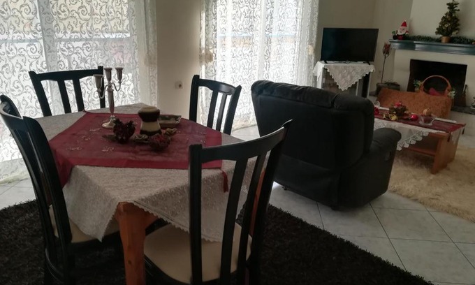 Volos City Centre Apartment | 2nd Floor Apartment In Volos