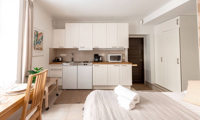 Kaartinkaupunki Apartment | 2ndhomes Bright Studio by Esplanade Park