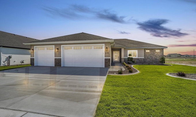 Twin Falls House | 3 bed, 2 bath, Brand New Home in a New Neighborhood Close to the Hospital.