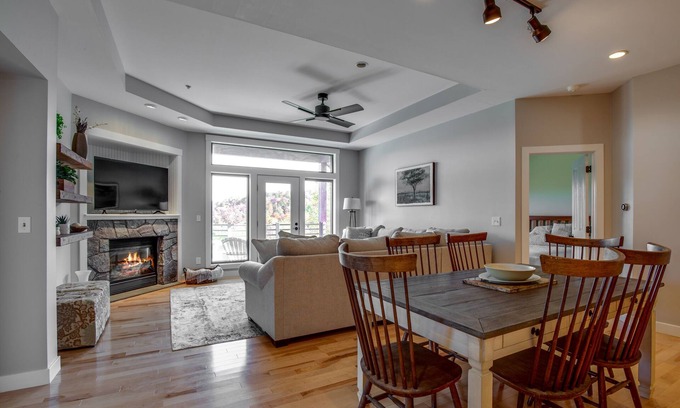 Central Vermont- Killington Condo | 3 Bed 3 Bath Luxury Ski-In/Ski-out Condo Killington Sunrise Village Lodges