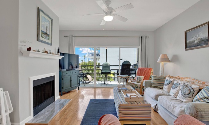 Tybee Island House | 3 Bed, 3 Bath Townhouse Just Steps from the Beach! Monthly Rental
