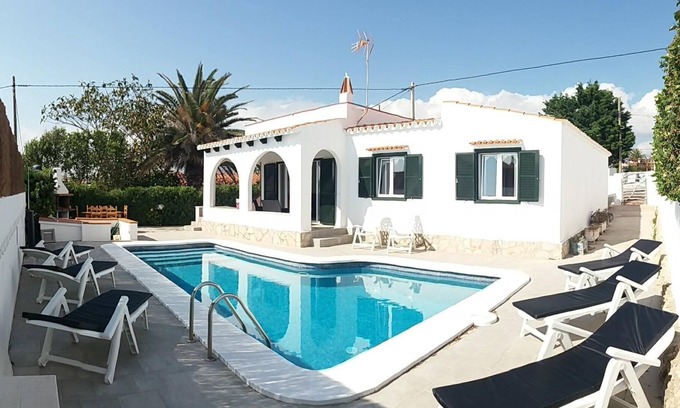 Cala en Porter Villa | 3 Bedroom, 2 Bathroom, Pool, Wi-Fi, Spacious Villa in Cala En Porter Quiet Area