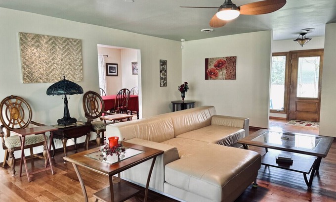 Newport House | 3-bedroom, 2-bath home in Cape Carteret