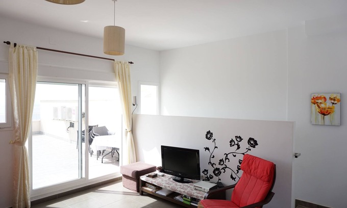 Carboneras Apartment | 3 bedroom 3 bathroom duplex apartment with spectacular sea views.