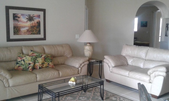 Villas Condo | 3-Bedroom/3 Full Bathroom condo - Fort Myers/2-car garage