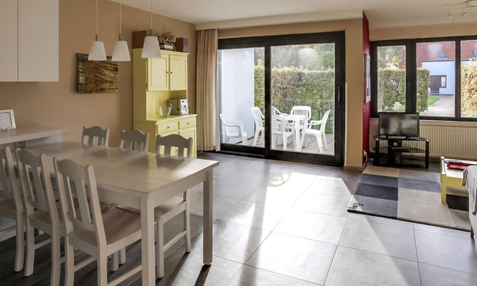 Nieuwpoort Cottage | 3 bedroom accommodation in Nieuwpoort