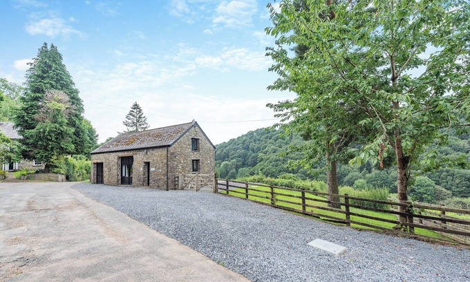 Llandovery Cottage | 3 bedroom accommodation in Myddfai, Llandovery