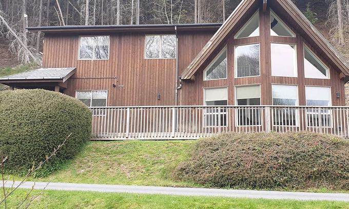 Llangollen Cabin | 3 bedroom accommodation in Llangollen