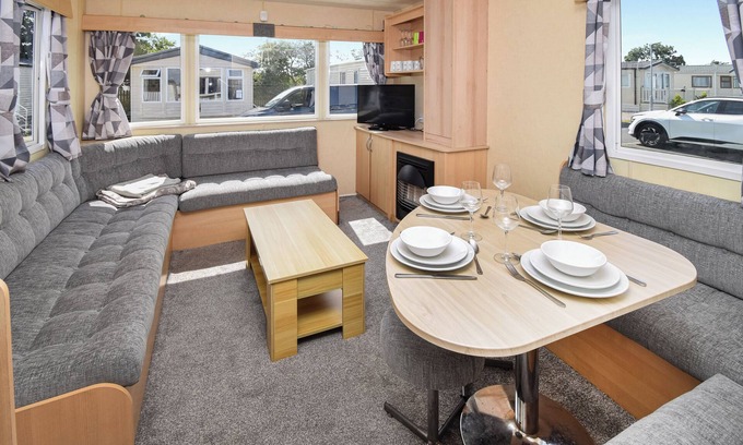 Morecambe Cottage | 3 bedroom accommodation in Morecambe