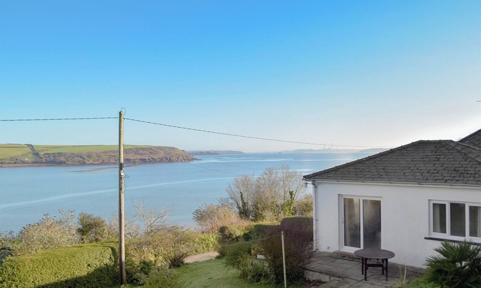 St Brides Cottage | 3 bedroom accommodation in Dale, near Haverfordwest