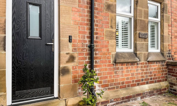 Cromford Cottage | 3 bedroom accommodation in Cromford, near Matlock