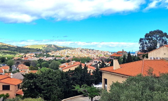 Banyuls-sur-Mer Apartment | 3-bedroom apartment for 6 with parking in Banyuls-sur-Mer