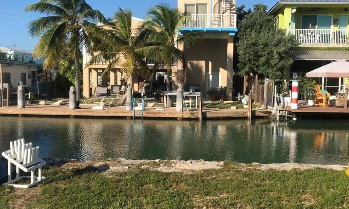 Marathon House | 3-bedroom,boat access in Marathon.AC,WiFi,50 ft Dock ' No problem atol '.