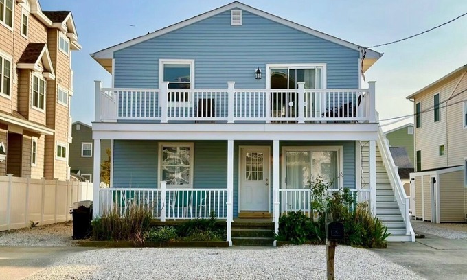 Sea Isle City House | 3 Bedroom Close to Acme and Playground