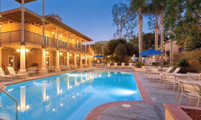Anaheim Resort Resort | 3 bedroom condo minutes from Disneyland!