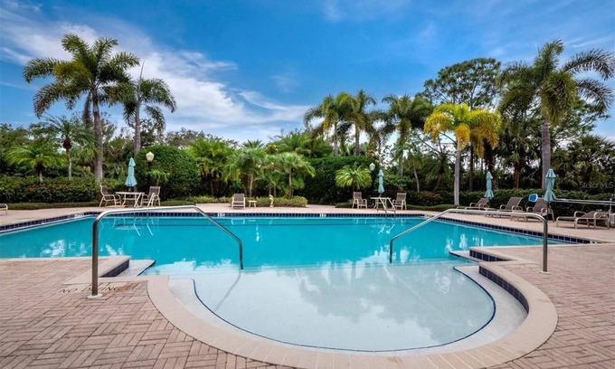 Palmer Ranch Condo | 3-bedroom condo on Palmer Ranch