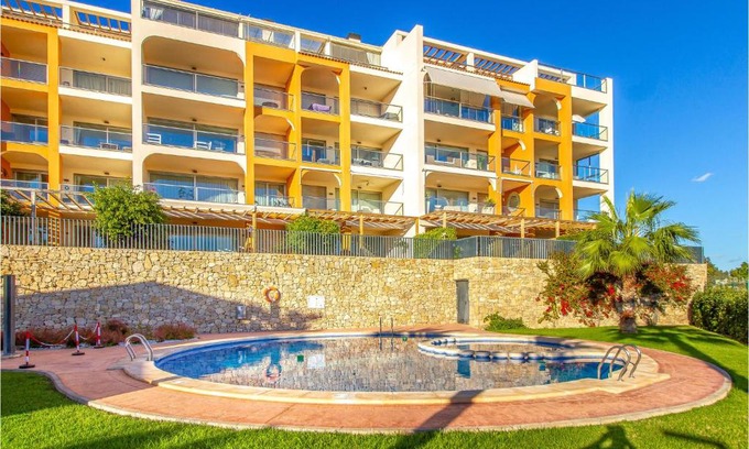 Villajoyosa Apartment | 3 Bedroom Cozy Apartment In Villajoyosa