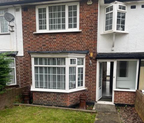 Tudor House | 3 Bedroom House Kingston upon Thames