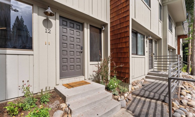 Incline Village House | 3-bedroom house in fabulous Incline Village with AC