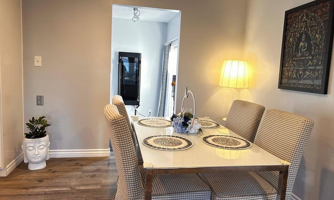 Duarte House | 3-bedroom Luxury house in charming Duarte near City of Hope