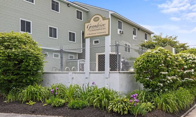 Old Orchard Beach Condo | 3 bedroom ocean view condo at Grandview!