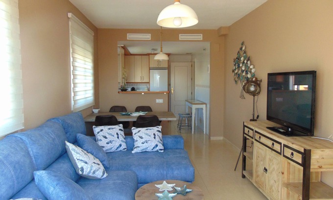 Roquetas de Mar Condo | 3 bedroom penthouse with 30 meter terrace, pool and garage in Roquetas de Mar