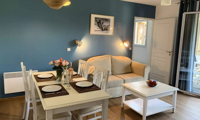 Parentis-en-Born Apartment | 3 Bedroom Premium Apartment 6 People