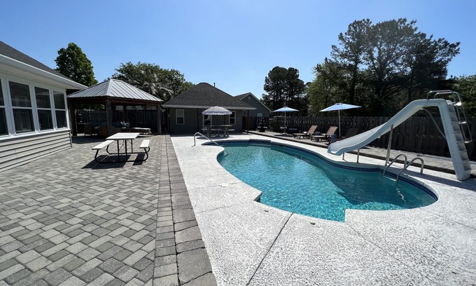 Longs Villa | 3 bedroom, private heated pool, hot tub & less than 20 minutes from the beaches!