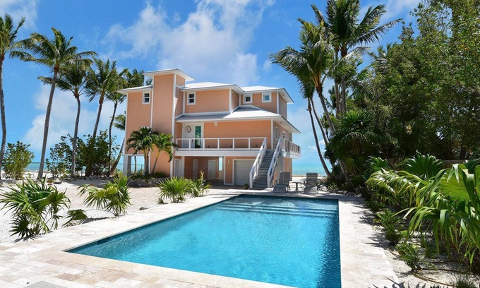 Lower Matecumbe Key House | 3 Bedroom Southern Comfort Estate in Islamorada on Ocean with pool
