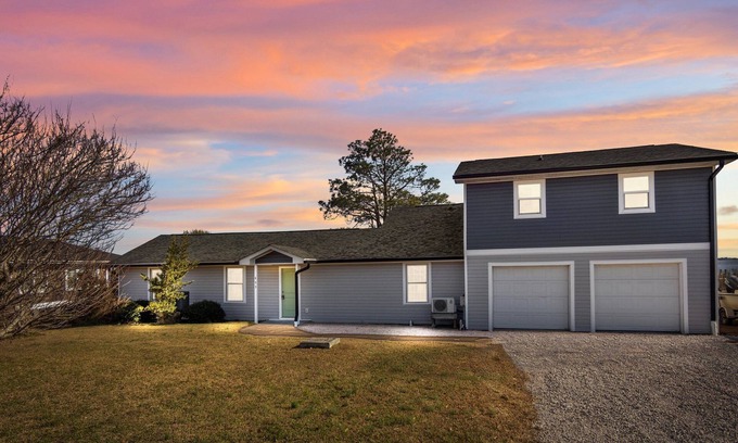 Newport House | 3-bedroom waterfront house in Newport, NC - Water's Edge