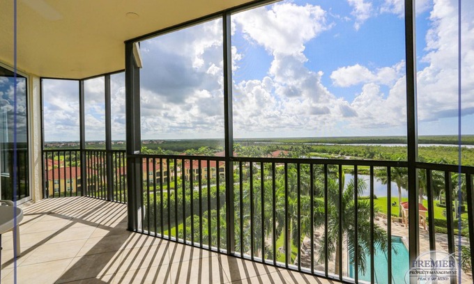 Hammock Bay Condo | 3 BEDROOM4 BATHROOM HIGH IN THE SKY CONDO AT HAMMOCK BAY GOLF & COUNTRY CLUB