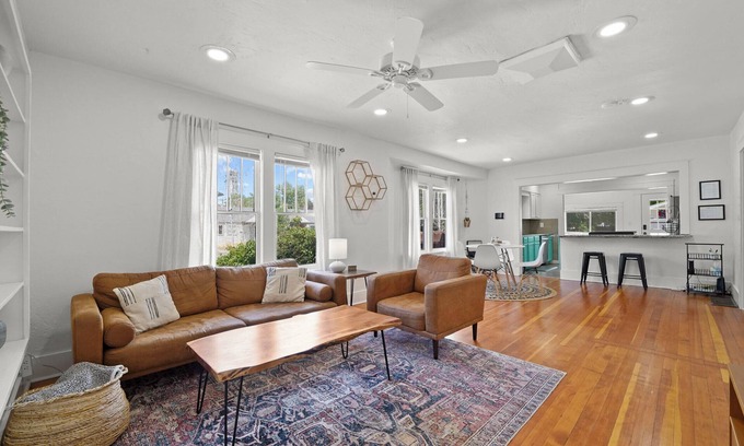 Grand Junction House | 3 Blocks to Main St/Kids Lounge & TV/Sleeps 6/W&D/Workspace/Priv Yard