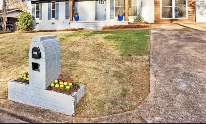 Pickwood House | 3 BR / 2 Bath rental located less than 1 mile from Jordan Hare Stadium