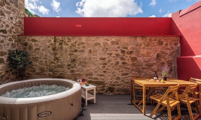 Cedofeita Apartment | 3 Comfy Flats | Jacuzzi and Terrace
