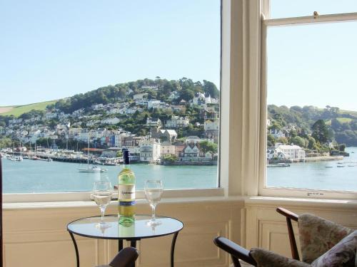 Dartmouth House | 3 Dartview